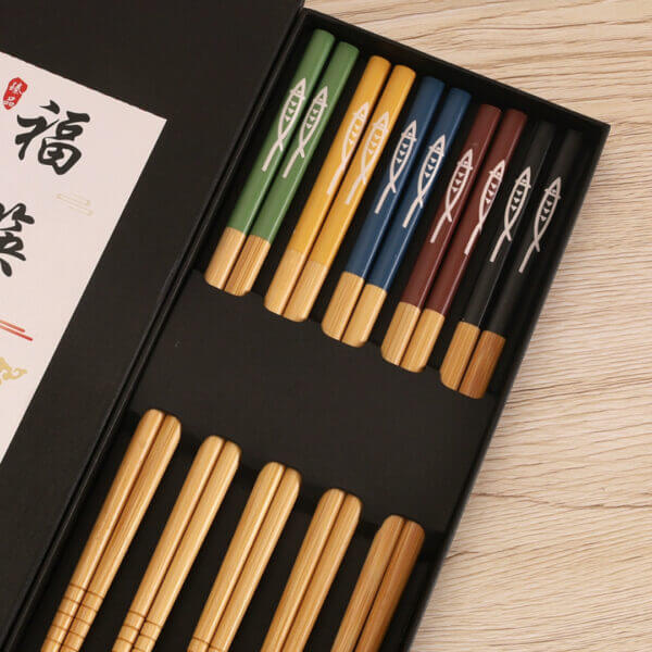 5 Pairs Set Pike Japanese Chinese Style Wood Chopsticks with Gift box - Image 3